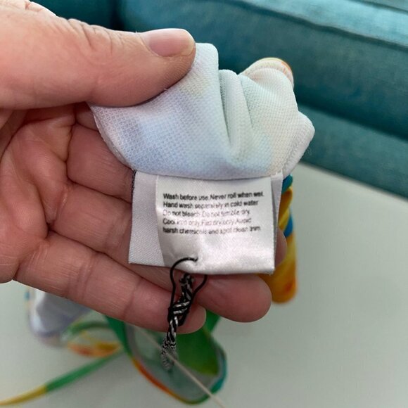 Lisa Maree Womens Swimsuit Size XS Tropical Low Back Molded CupsTie Neck New - Picture 8 of 14